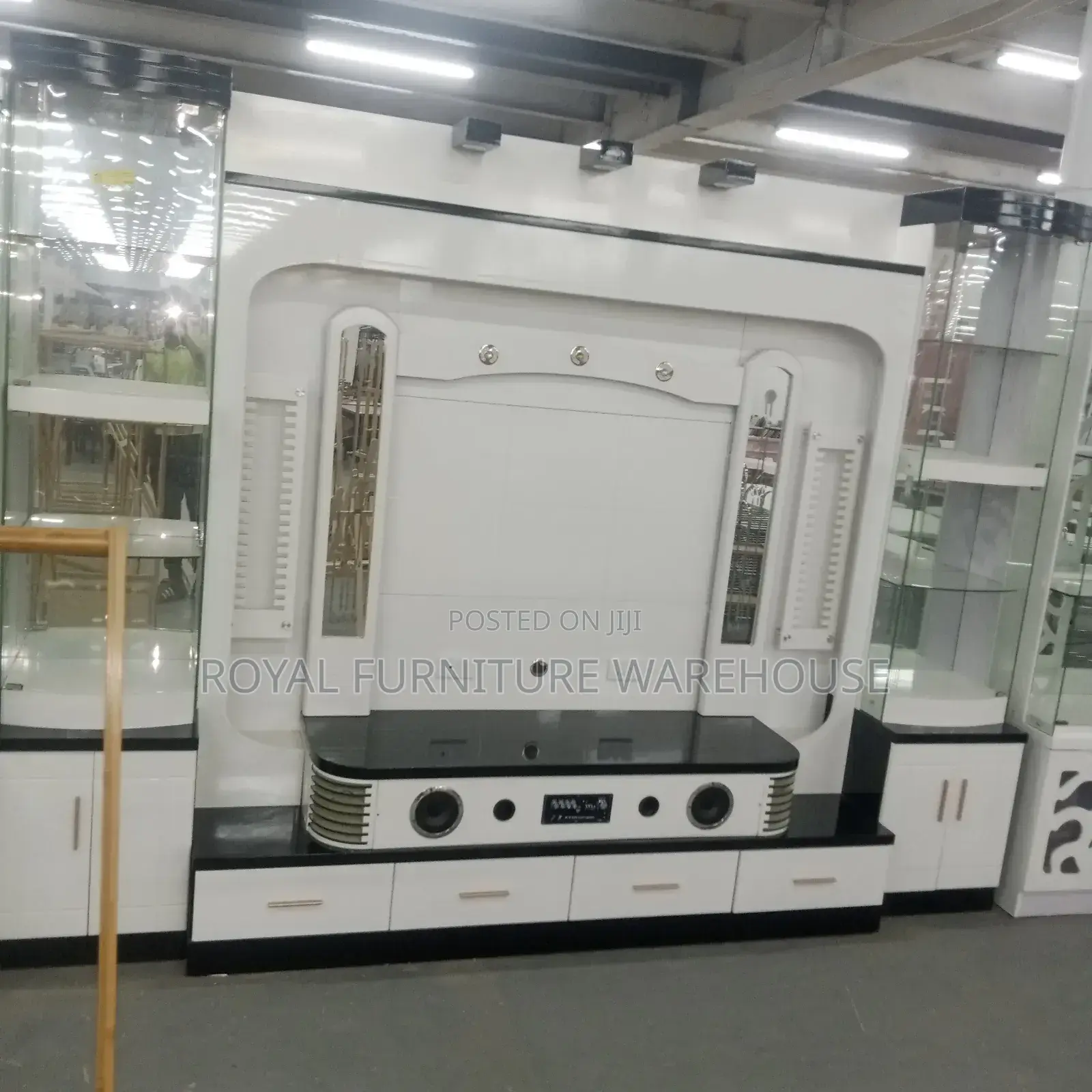 Foreign Furniture Installation Service