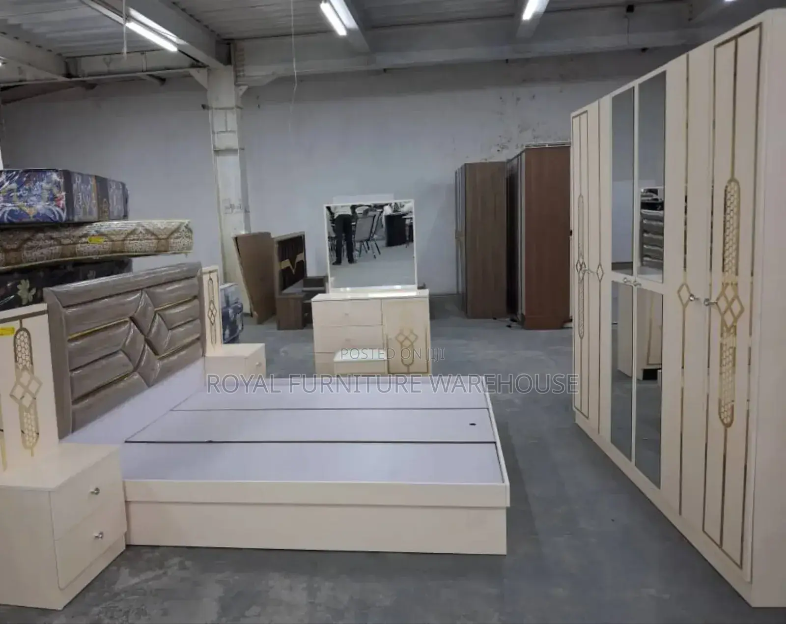 Foreign Furniture Installation Service