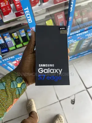 New Samsung Galaxy S7 edge 32 GB Gold