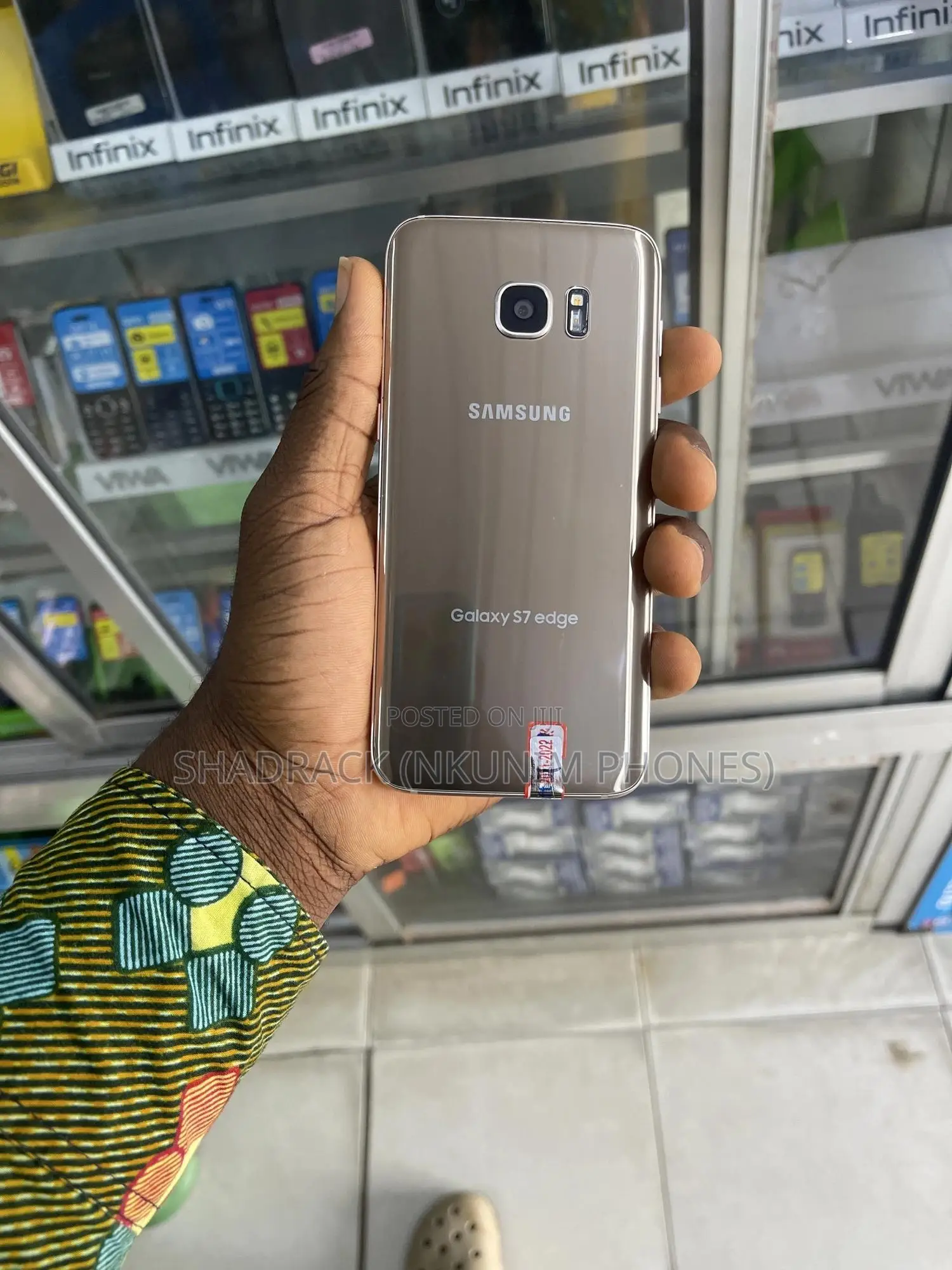 New Samsung Galaxy S7 edge 32 GB Gold