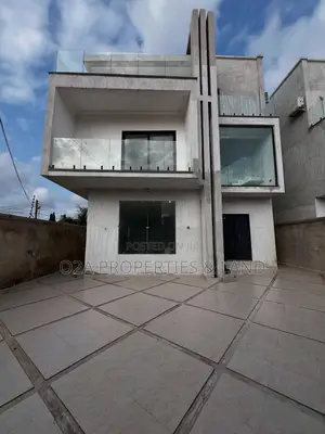 3bdrm House in Adjiringanor, Ability for sale