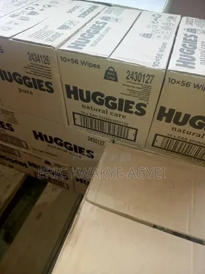 Photo - Huggies Wipes 56 Pieces in a Pack and 10 Packs in a Box