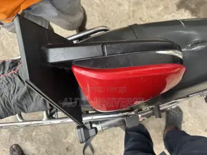 Toyota Rav 4 2014 To 2018 Mirror With Sensor And Light