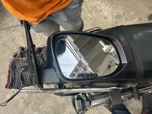 Toyota Rav 4 2014 To 2018 Mirror With Sensor And Light