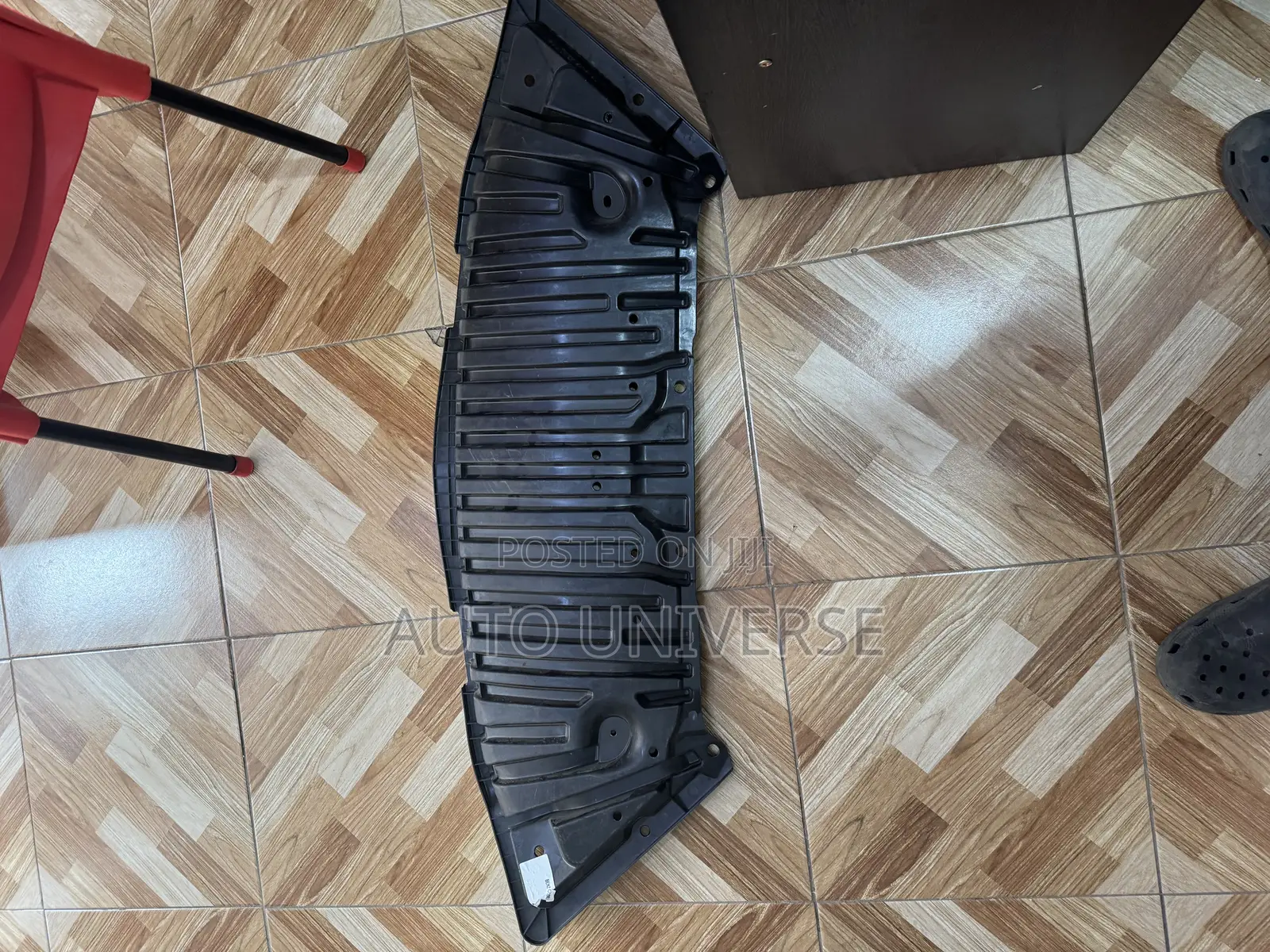 Mercedes Benz C300 Underpan Available