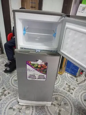 Modern Top Freezer Fridge Roch 117liters Fridge Roch