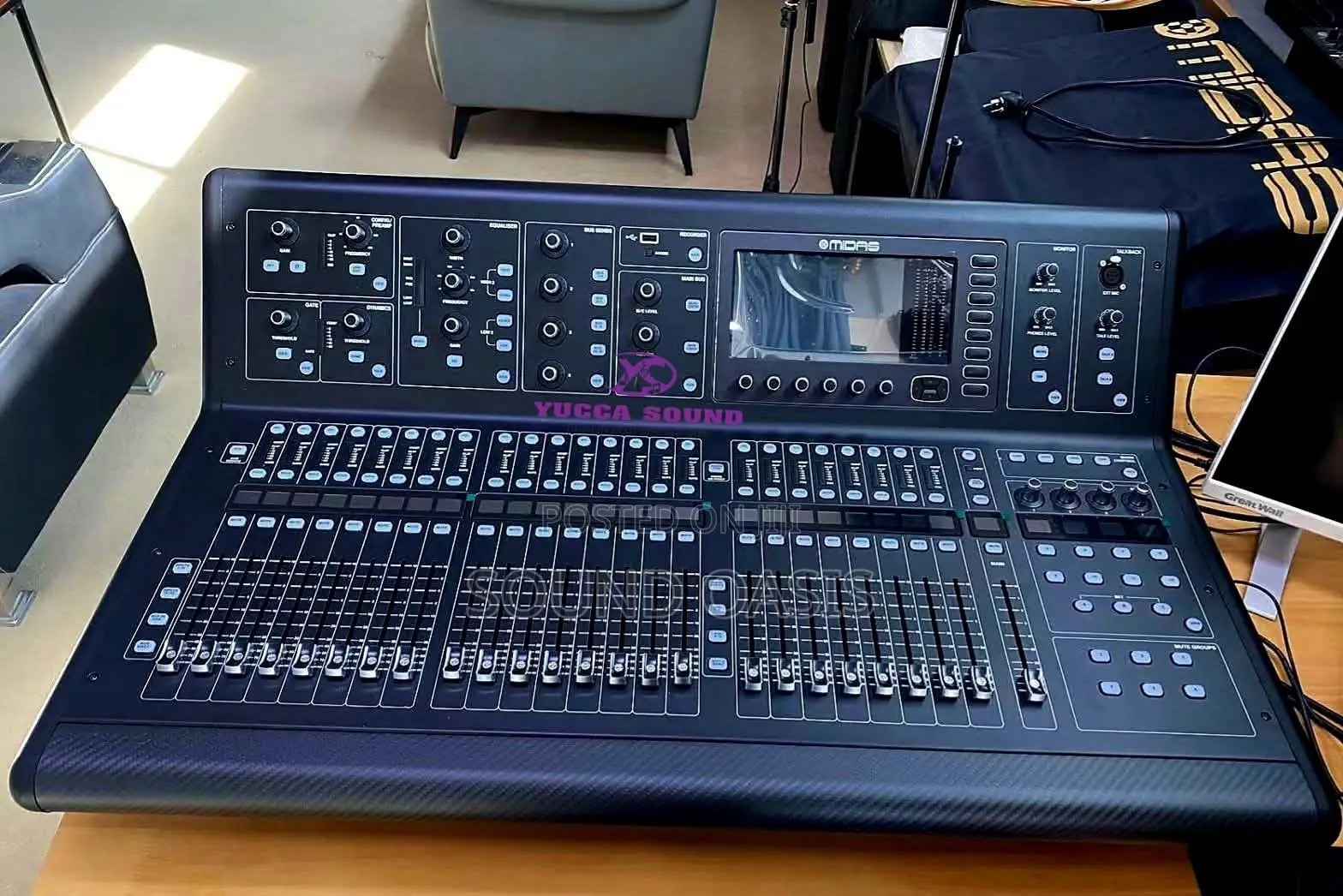 Midas M32 Live 40-Channel Digital Mixer