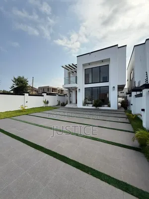 4bdrm House in East Airport for sale