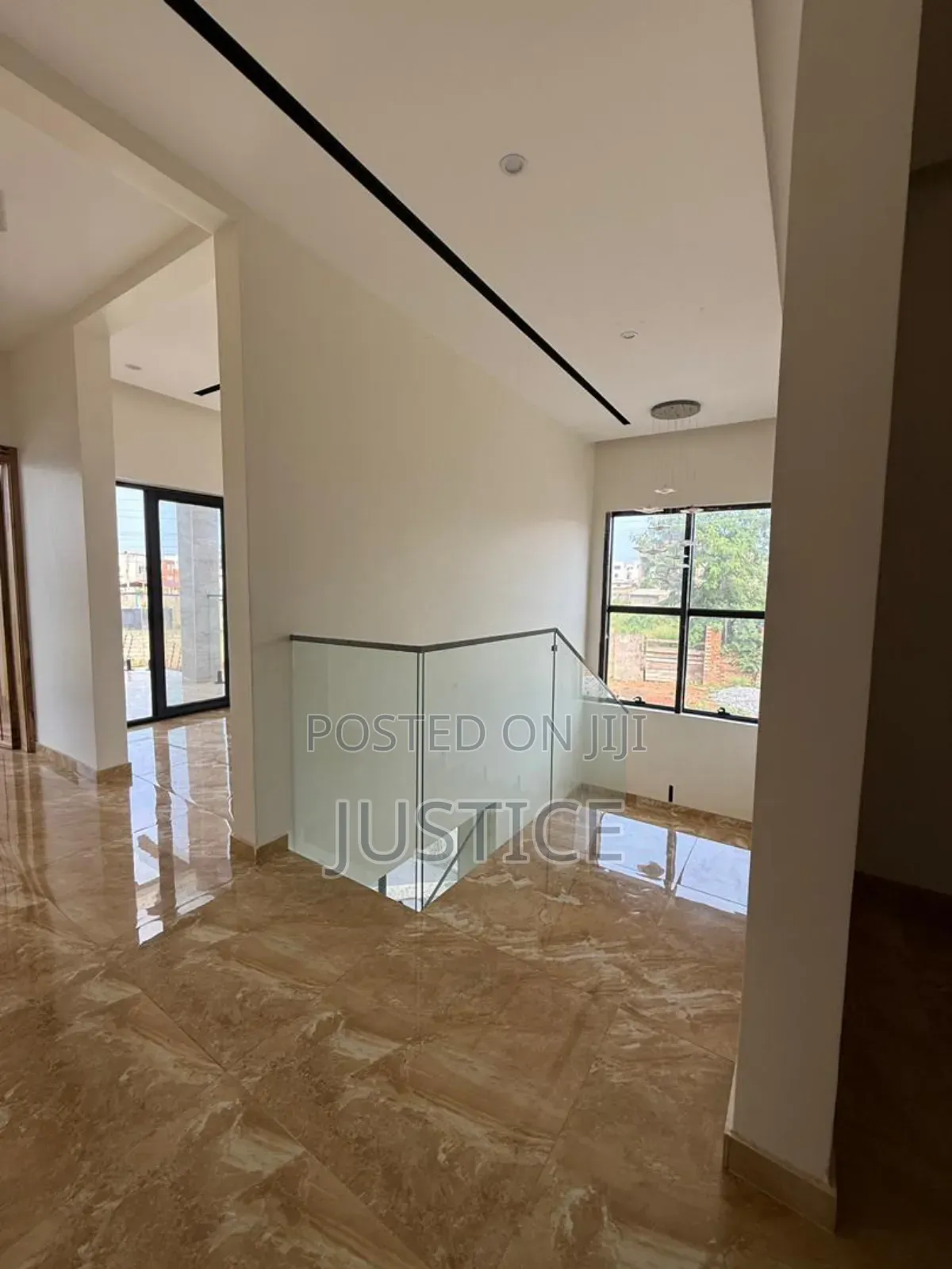 4bdrm House in East Airport for sale