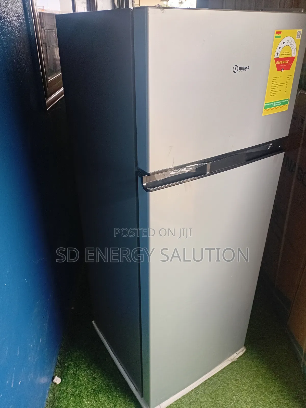 Adorable Sigma Energy Saving Fridge Freezer Model STDF-220