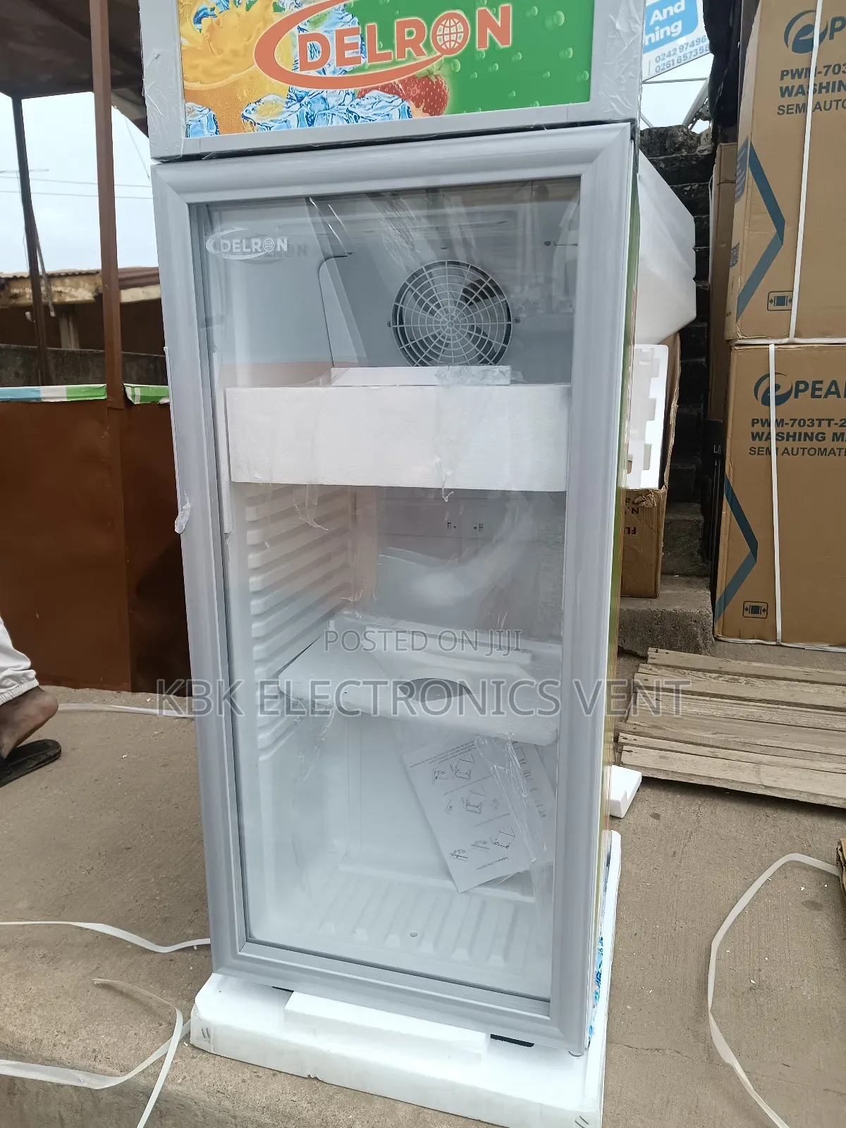 Delron 115ltr Display Refrigerator