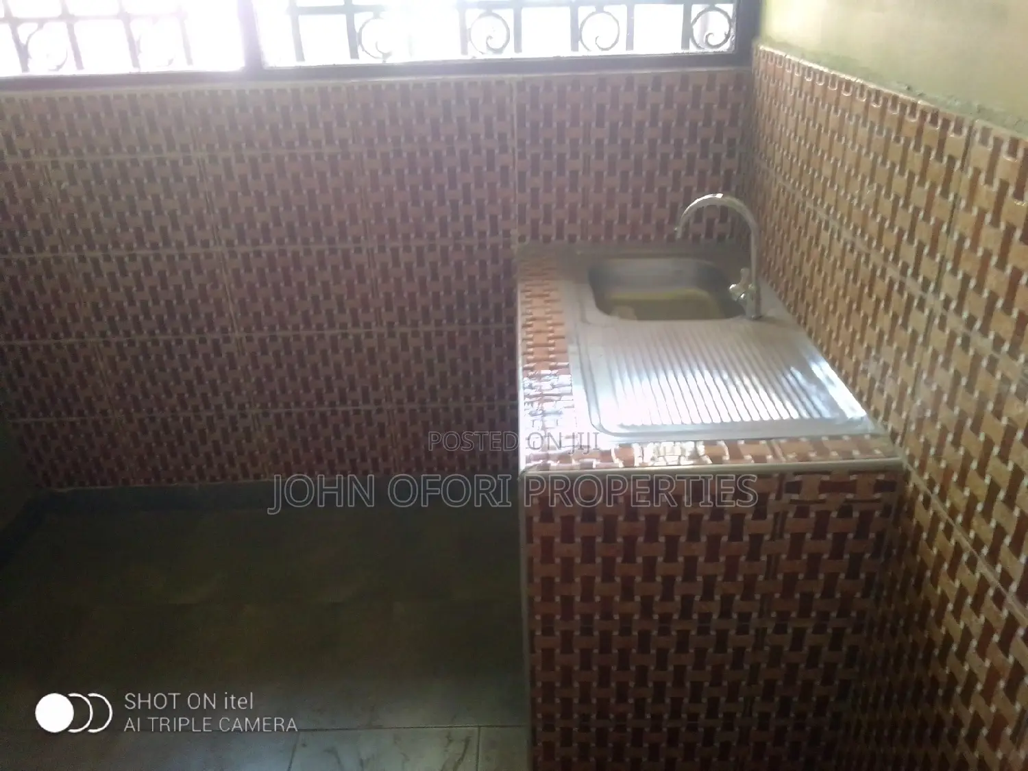 1bdrm Apartment in Ayeduase K 5, Kumasi Metropolitan for rent