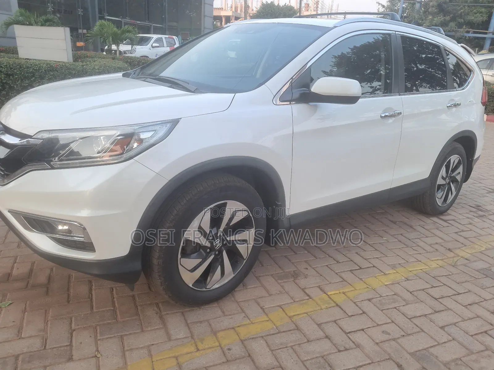 Honda CR-V Touring 4dr SUV (2.4L 4cyl CVT) 2015 White