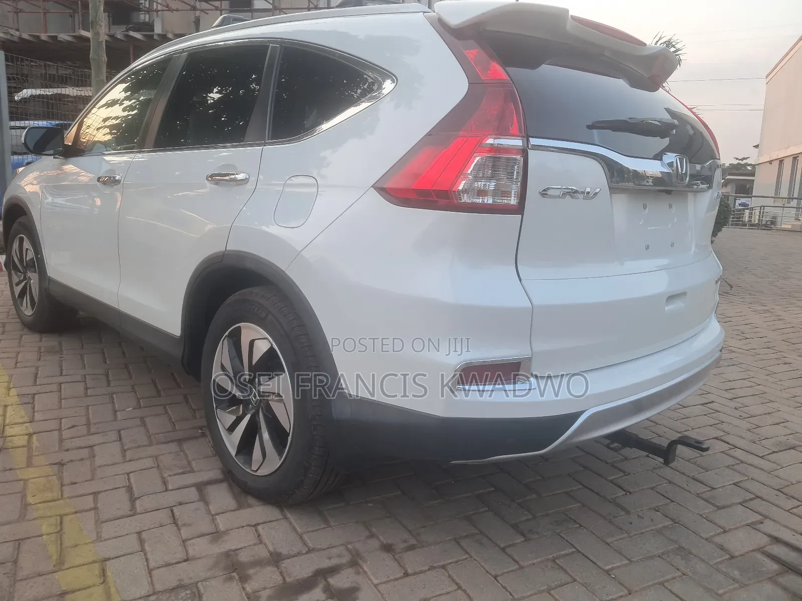 Honda CR-V Touring 4dr SUV (2.4L 4cyl CVT) 2015 White