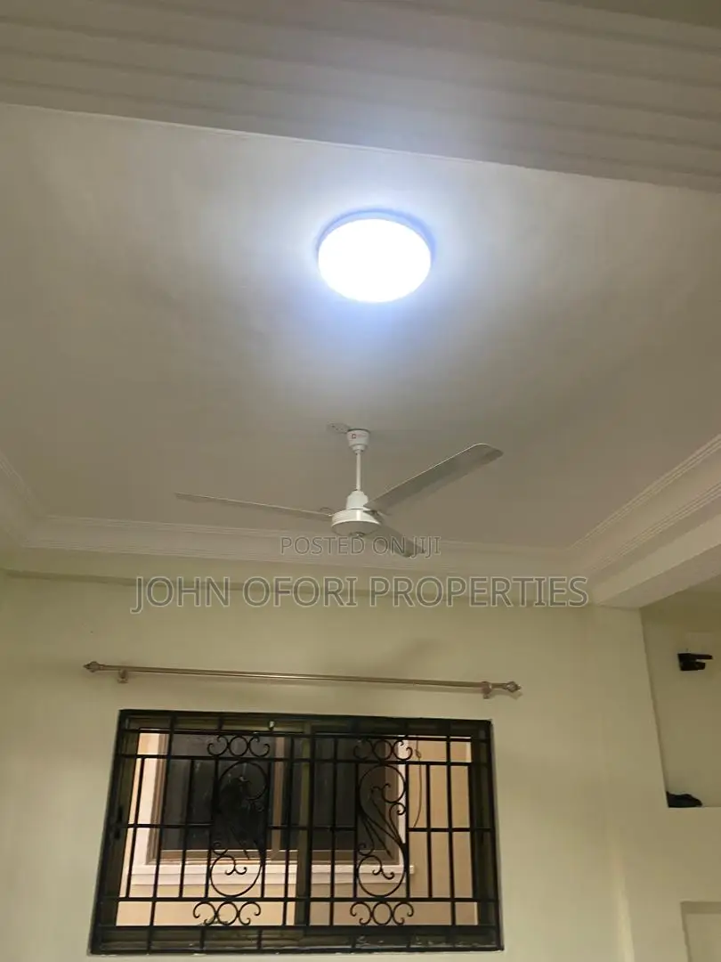 2bdrm Apartment in Emena Hospital, Kumasi Metropolitan for rent