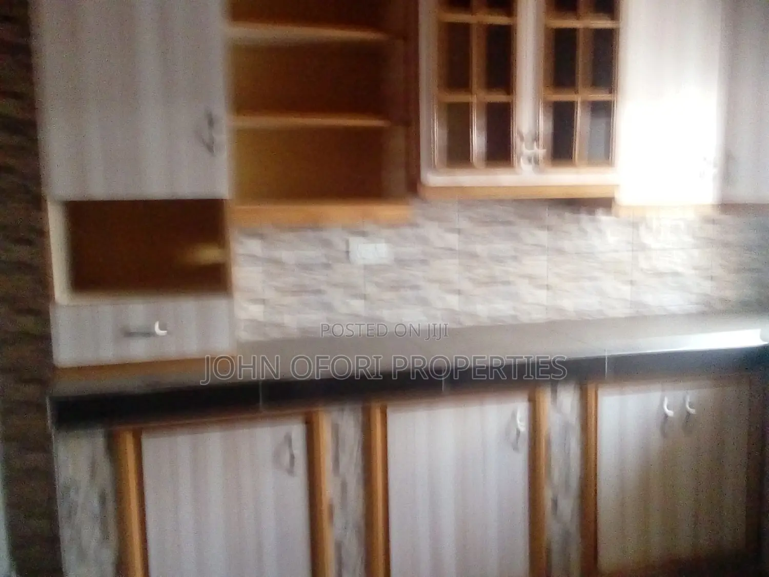 2bdrm Apartment in Emena Hospital, Kumasi Metropolitan for rent