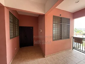 2bdrm Apartment in Ablekuma Fan Milk for rent