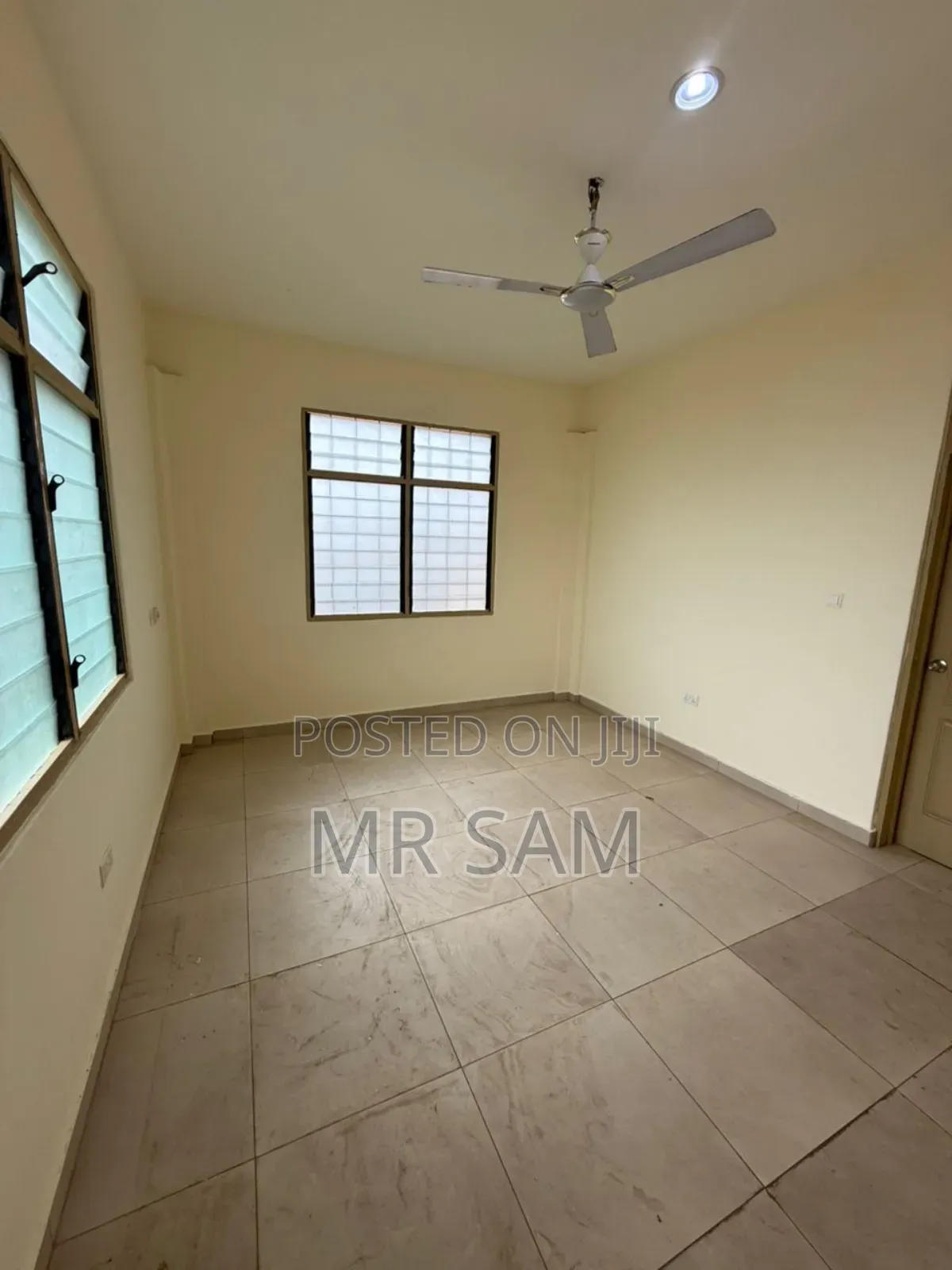 2bdrm Apartment in Ablekuma Fan Milk for rent