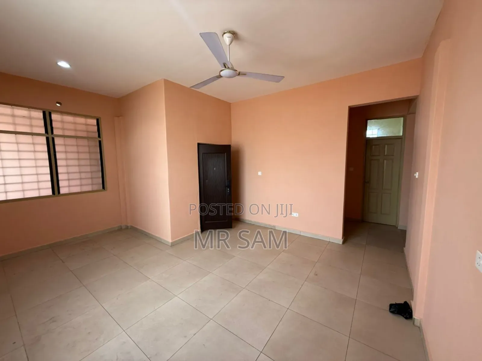 2bdrm Apartment in Ablekuma Fan Milk for rent