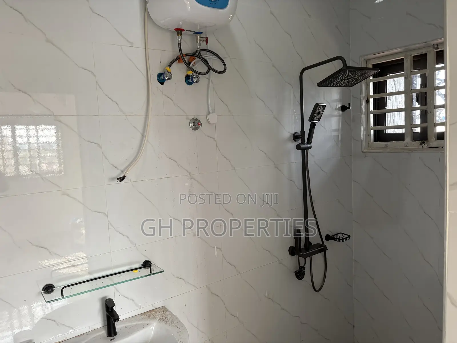 2bdrm Apartment in Perkyi No1, Kumasi Metropolitan for rent