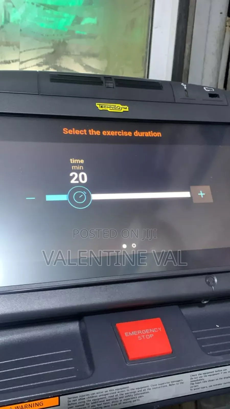 Technogym Profesional Smart Treadmill With Full Touch Screen