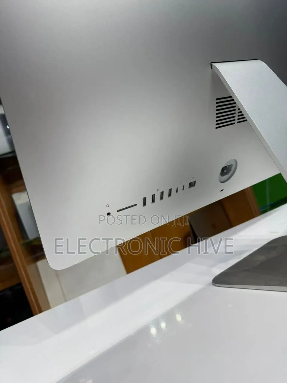 Desktop Computer Apple iMac 32GB Intel Core I5 HDD 1T