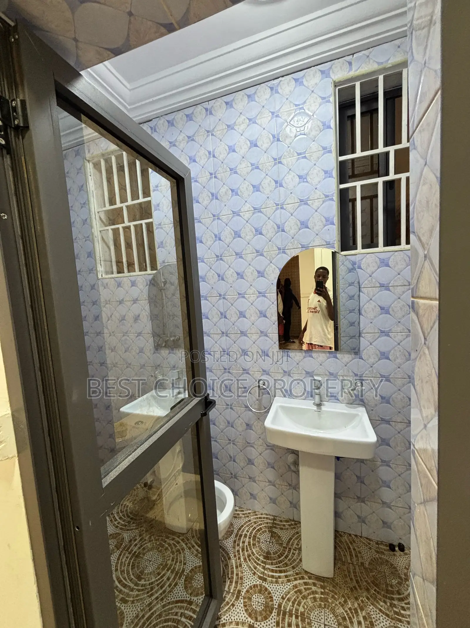 Chamber and Hall Sc Adenta