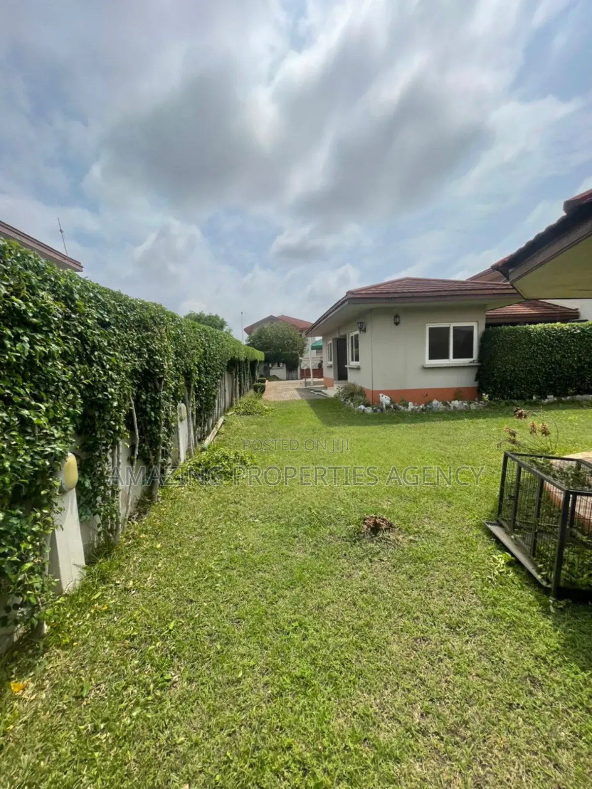 4bdrm House in Airport Residential Area for rent