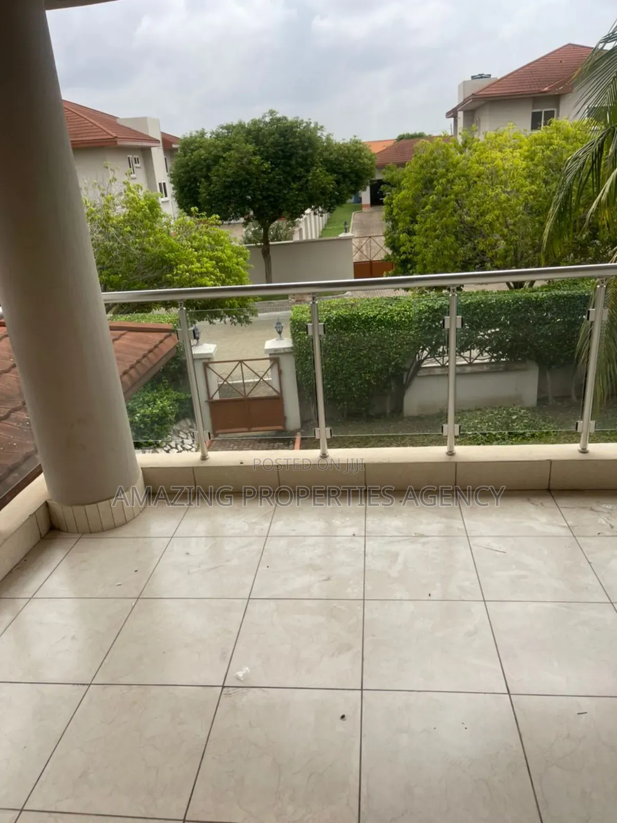 4bdrm House in Airport Residential Area for rent