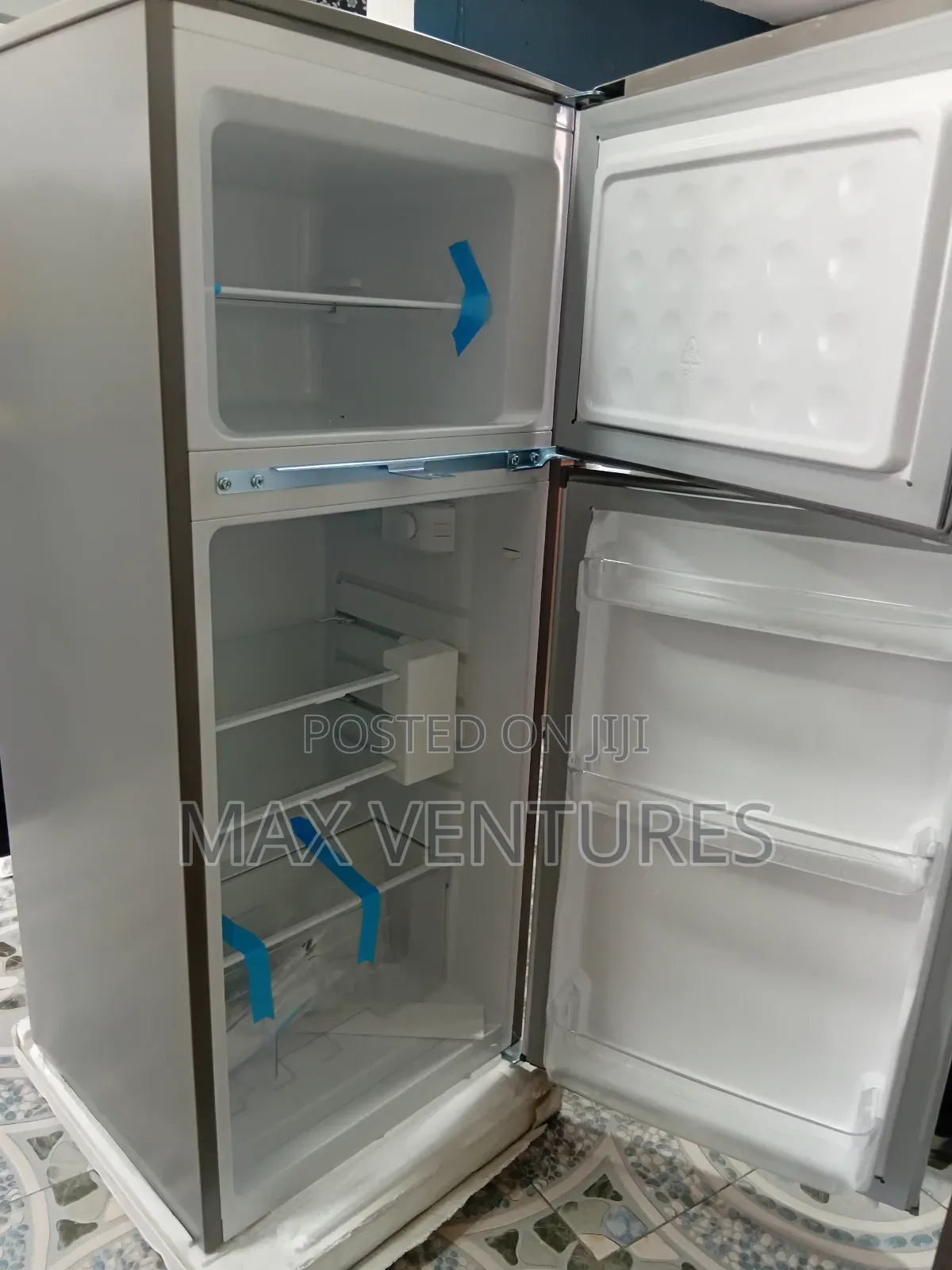 Silent RFR-140t-B Roch Fridge Freezer 117l Energy Set
