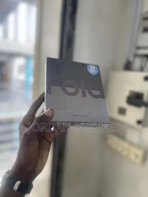 New Samsung Galaxy Z Fold4 256 GB Black