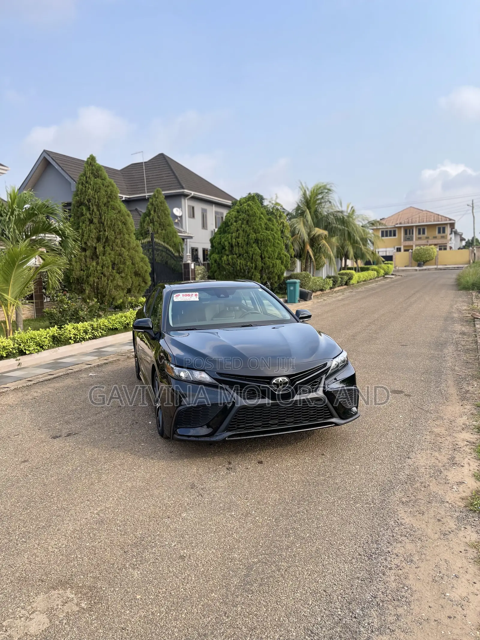 Toyota Camry SE 2022 Black