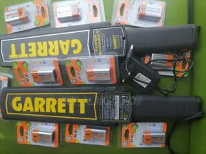 Garrett Metal Super V Body Scanner