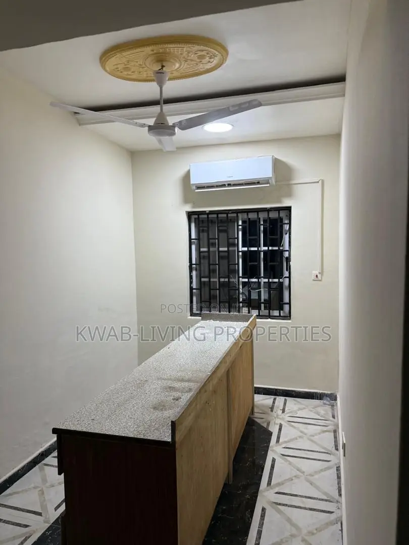 2bdrm Apartment in Housing Down for rent