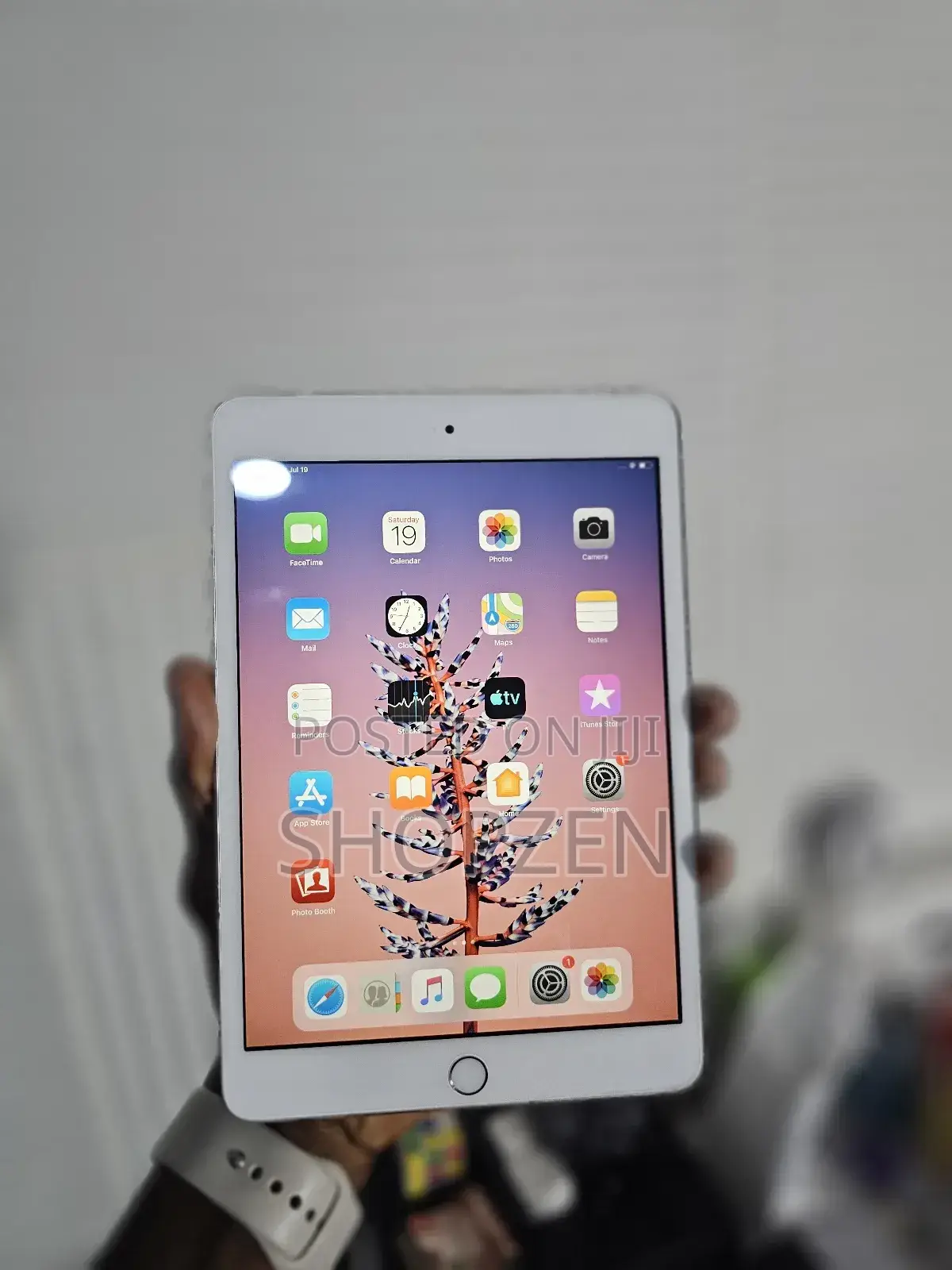 Apple iPad mini 3 64 GB Silver