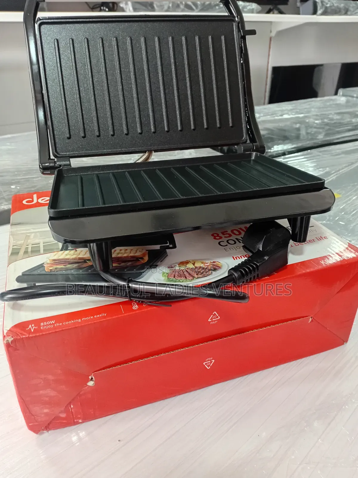Decakila 850w Non-Sticky Surface Contact Grill