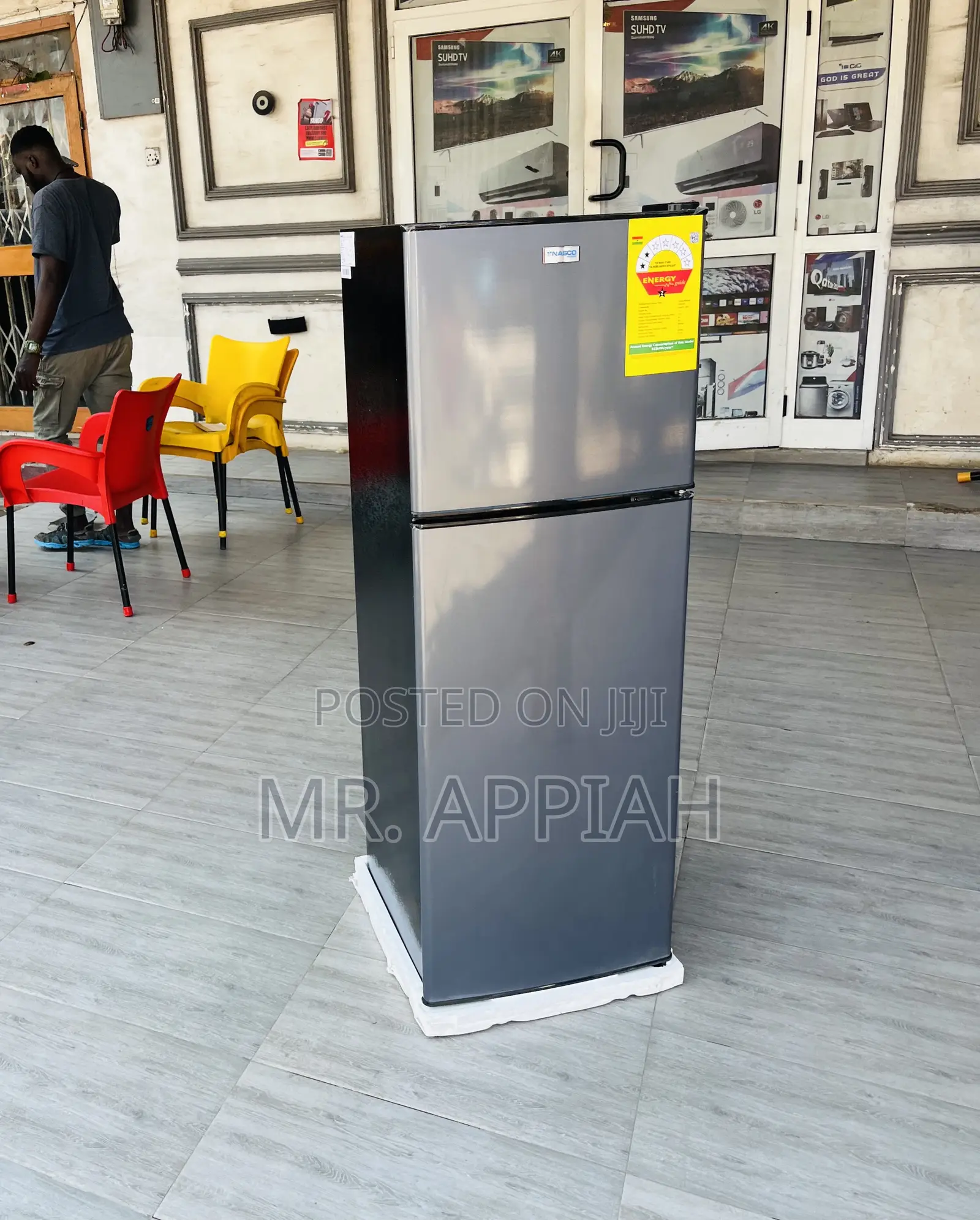 Quiet Operating Nasco F2-18fl Double Door Refrigerator.