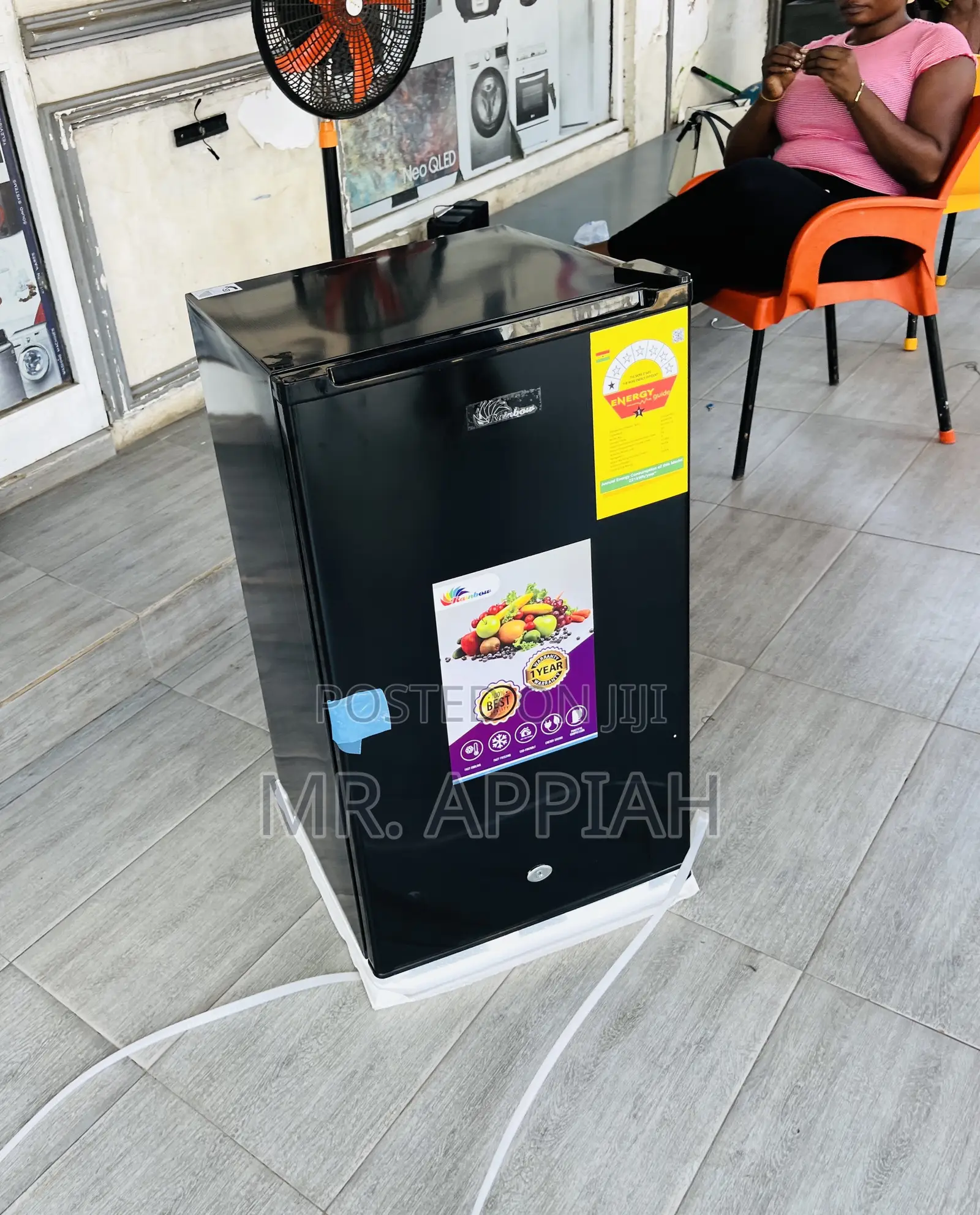 Lovely Design Rainbow 1 Door Table Top Fridge(Black) 