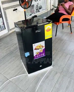 Lovely Design Rainbow 1 Door Table Top Fridge(Black) 