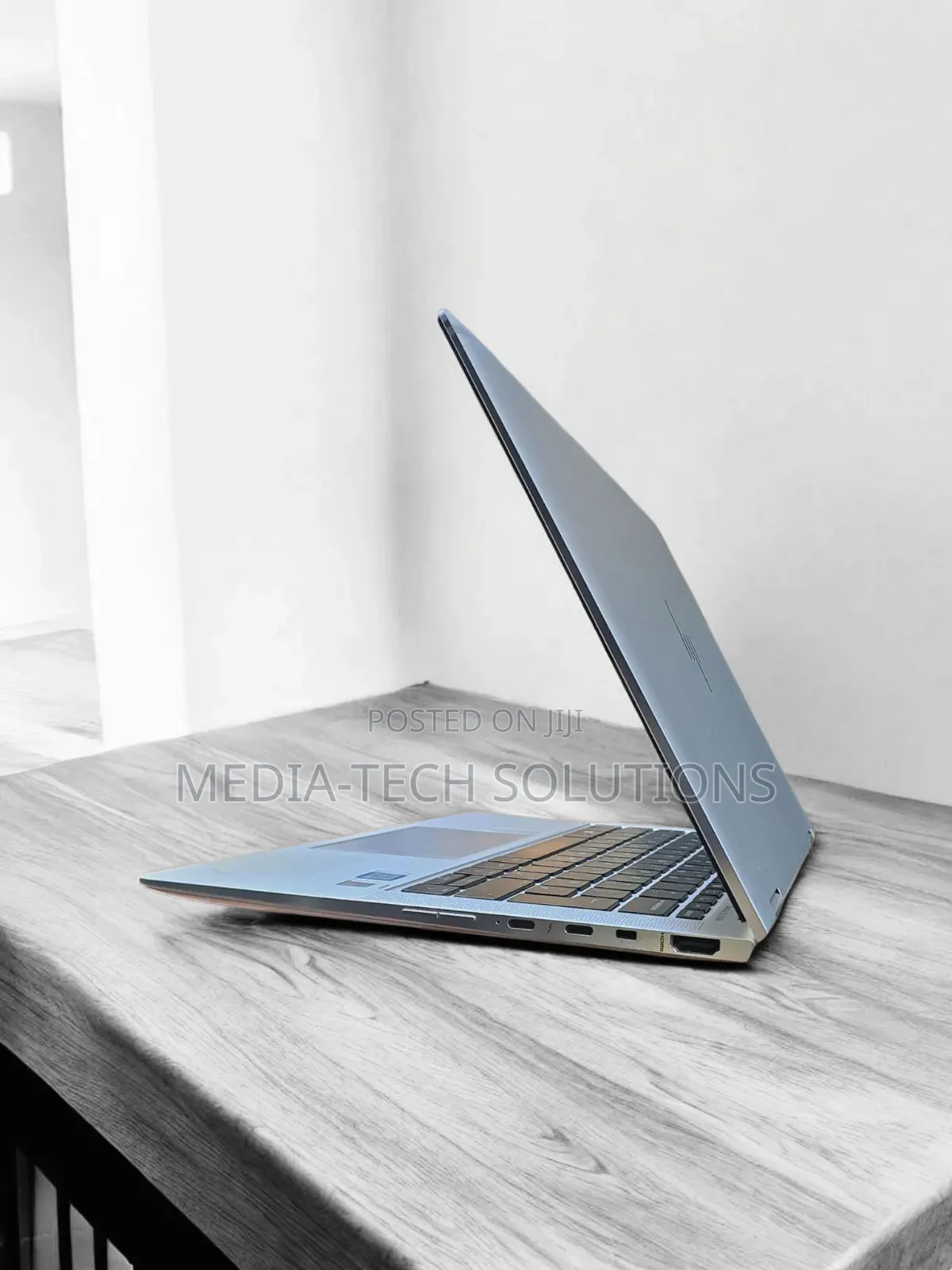 Laptop HP EliteBook x360 1030 G4 8GB Intel Core i7 SSD 256GB