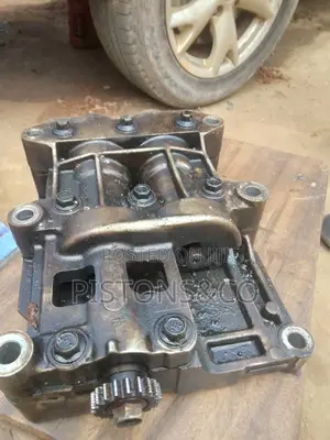 Nissan Rogue 2009 Oil Pump