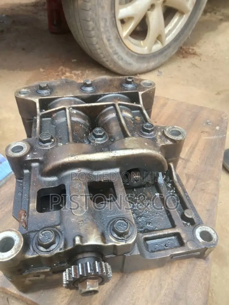 Nissan Rogue 2009 Oil Pump