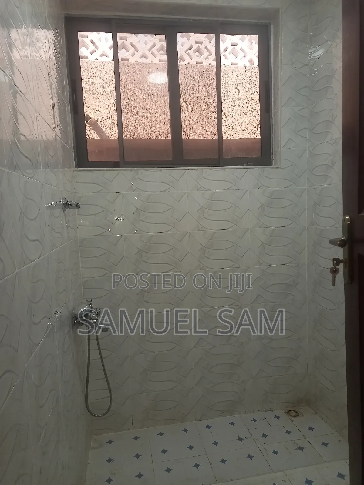 4bdrm House in Tema Community 7 for rent