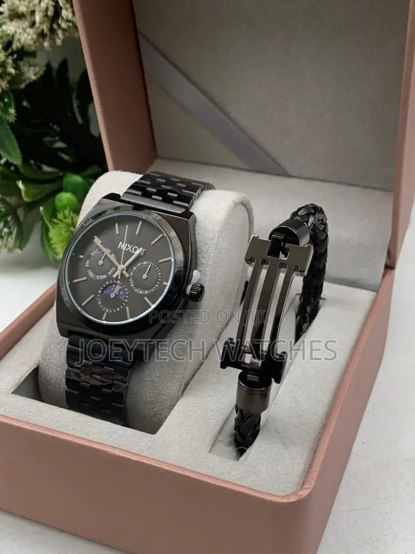 Nixon Chronograph Watch Set