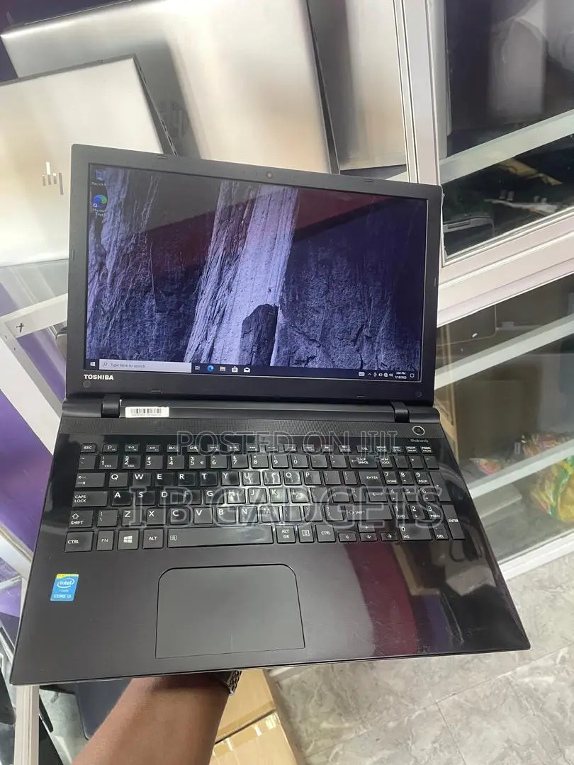Laptop Toshiba Satellite C55 8GB Intel Core I3 HDD 500GB