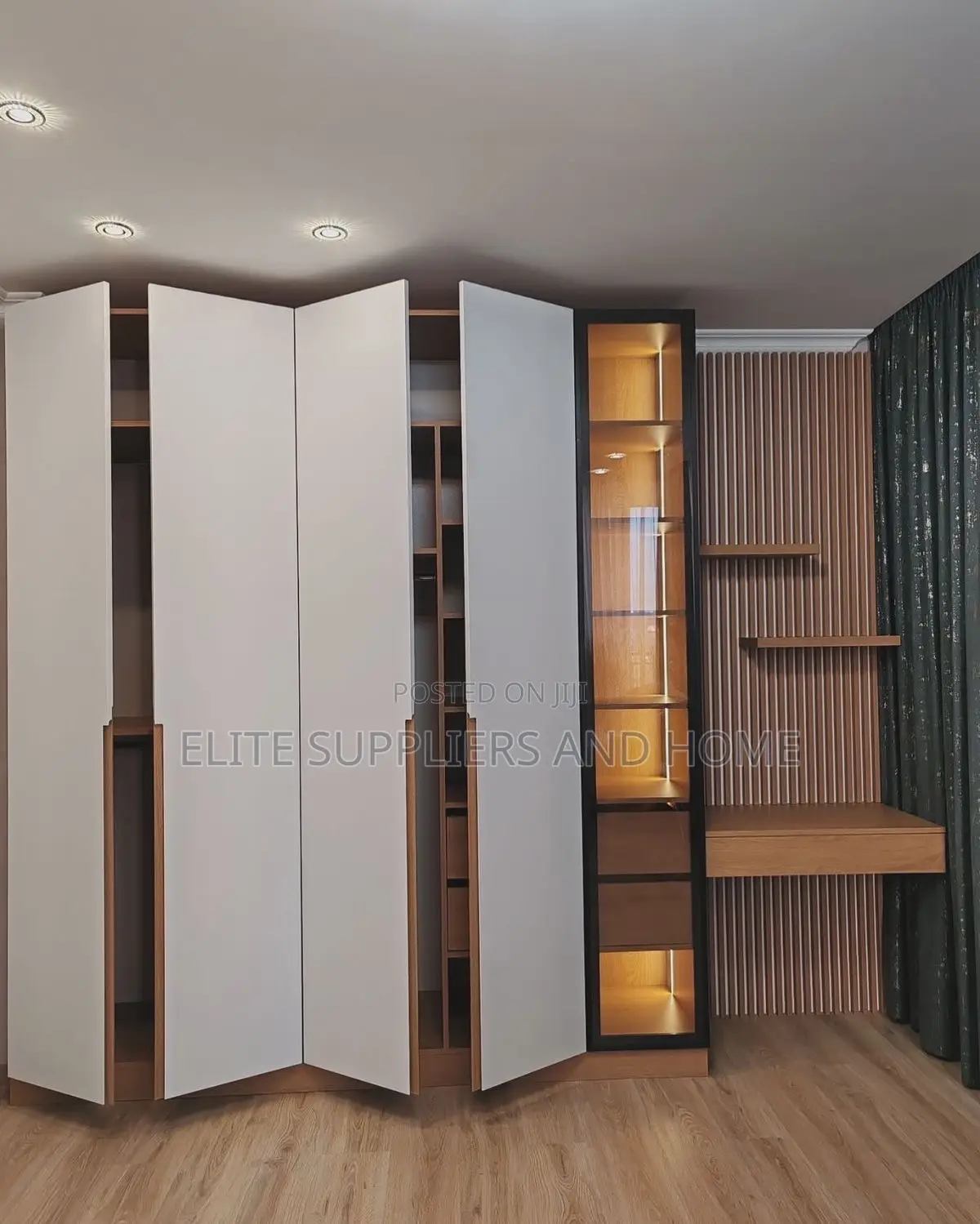 Customized Closets/Wardrobes