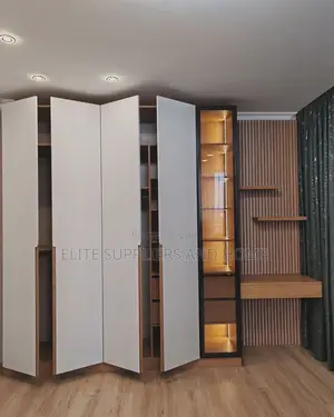 Customized Closets/Wardrobes