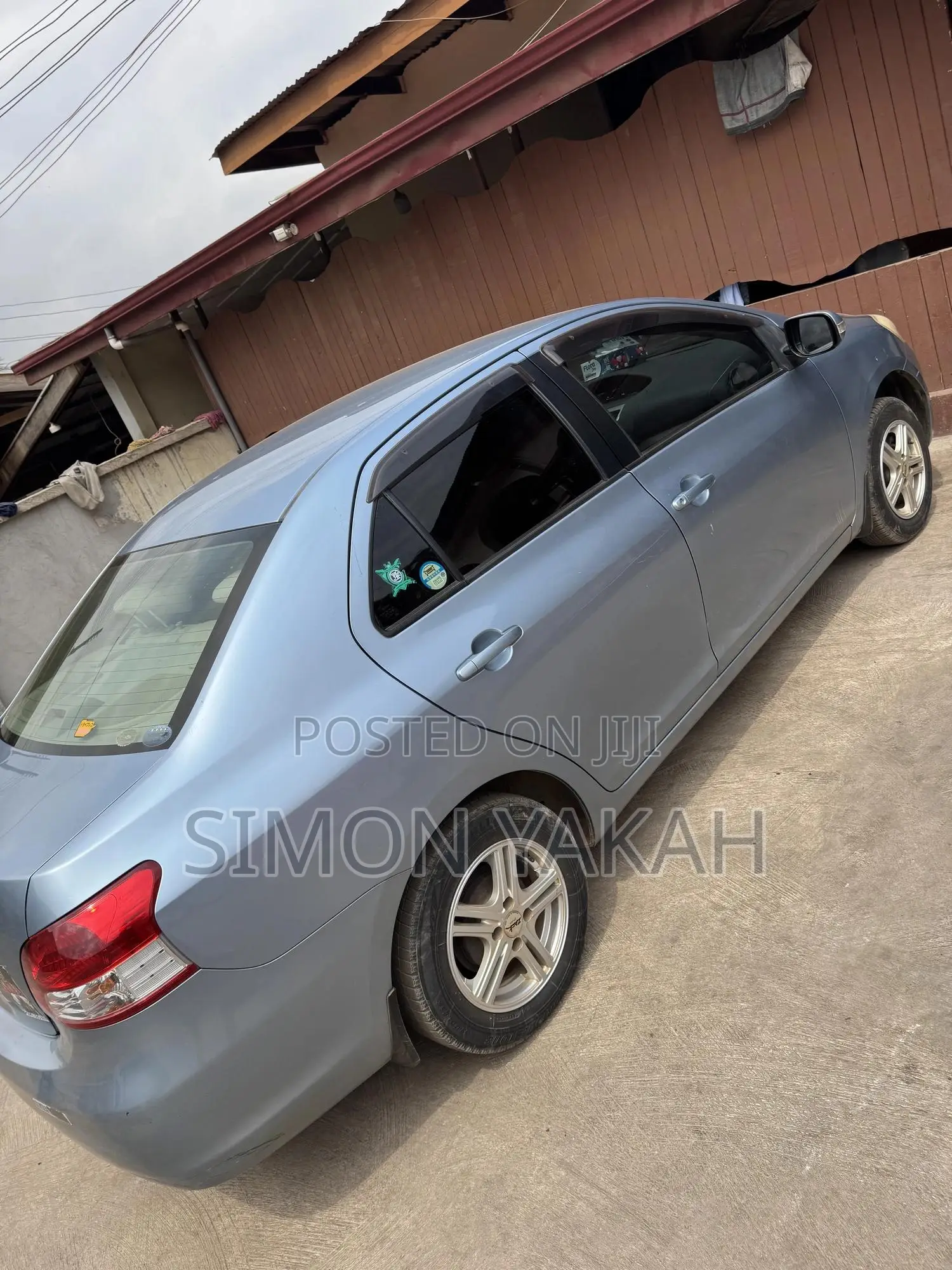 Toyota Belta 2012 Blue