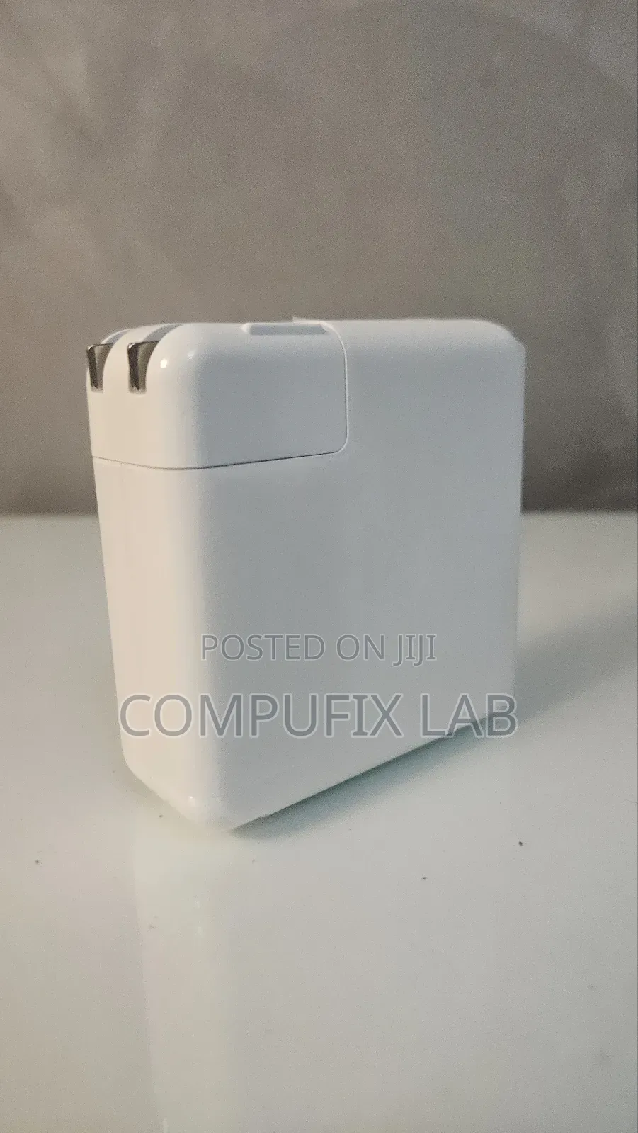 Apple 61w Usb-C Power Adapter