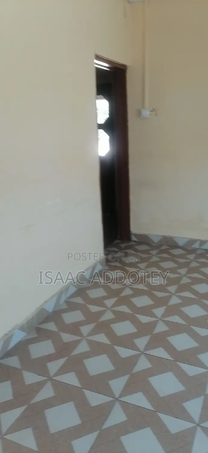1bdrm Apartment in Nungua Methodist, Spintex for rent